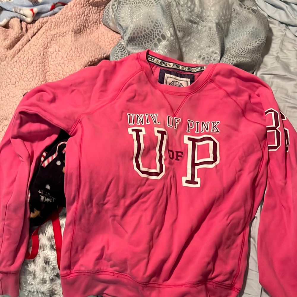 VS PINK crew neck sweatshirt